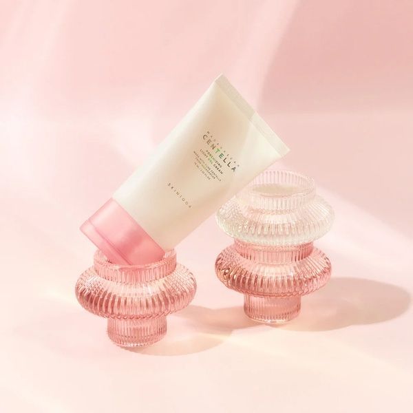 Легкий крем-гель для лица Skin1004 Madagascar Centella Madagascar Poremizing Light Gel Cream для сужения пор, 75 мл &mdash; фото