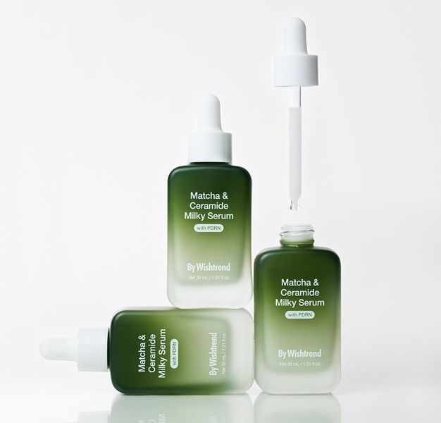 Восстанавливающая сыворотка с матчей и керамидами BY WISHTREND Matcha & Ceramide Milky Serum 30 мл &mdash; фото