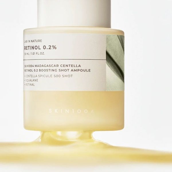 Сироватка для обличчя SKIN1004 Madagascar Centella Retinol 0.2 Boosting Shot Ampoule, 9 мл &mdash; фото