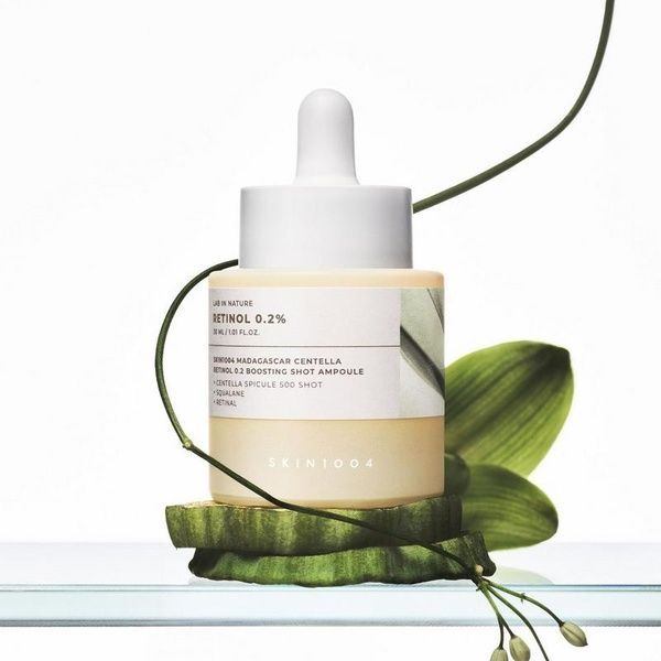 Сироватка для обличчя SKIN1004 Madagascar Centella Retinol 0.2 Boosting Shot Ampoule, 9 мл &mdash; фото