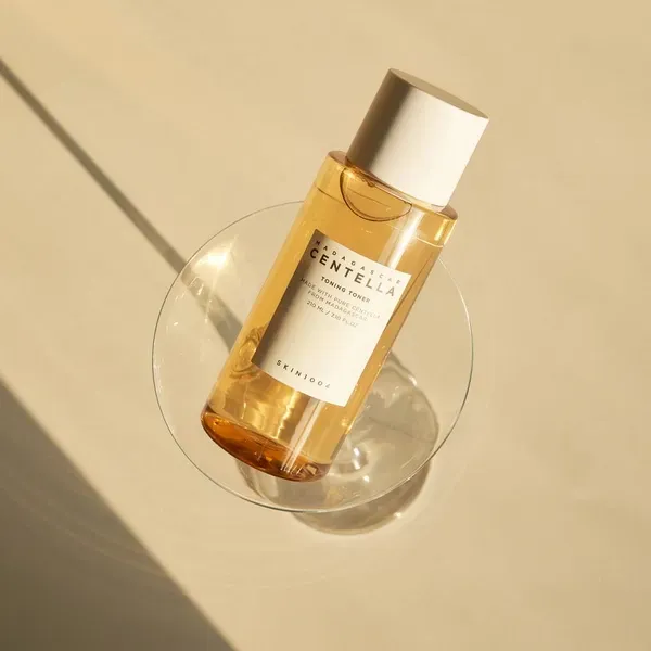 Увлажняющий тонер с центеллой и гиалуроновой кислотой SKIN1004 Madagascar Centella Toning Toner - 210ml