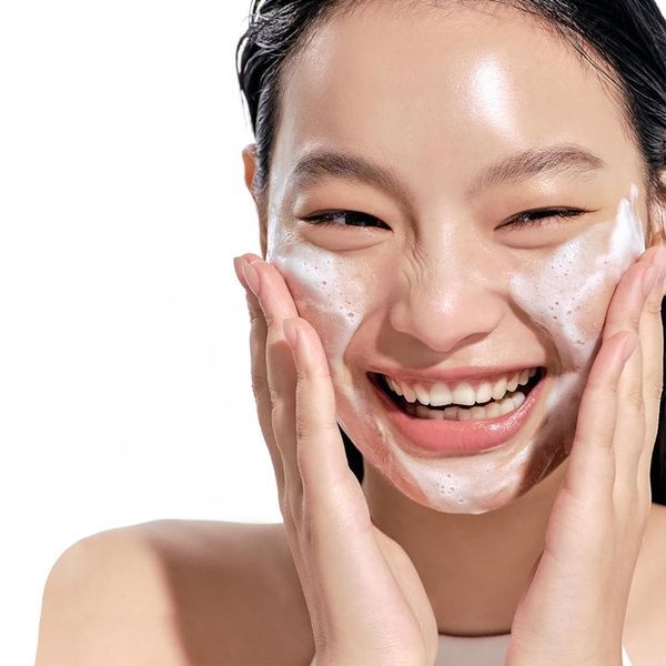 Глибокоочищувальний гель для обличчя Anua Heartleaf Quercetinol Pore Deep Cleansing Foam, 150 мл &mdash; фото