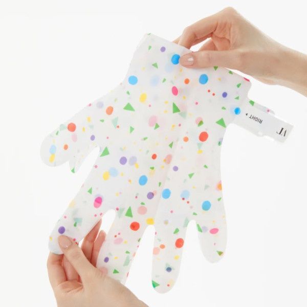 Увлажняющие маски-перчатки для рук VT Cosmetics Reedle Shot Nourishing Hand Mask &mdash; фото