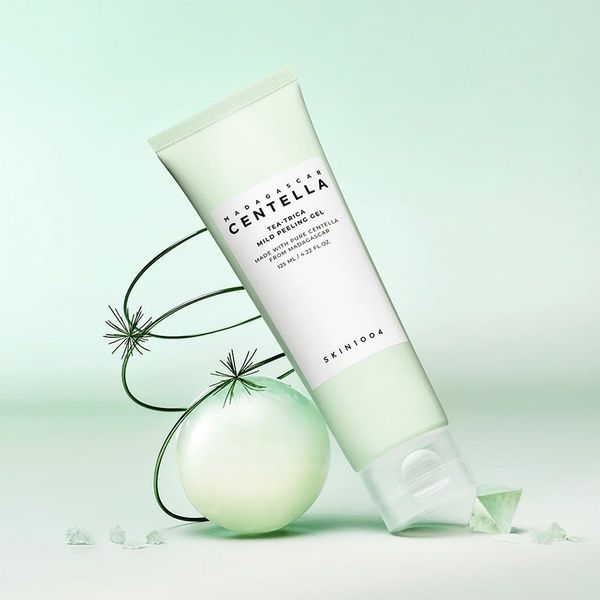 М'який пілінг-гель для обличчя з чайним деревом Skin1004 Madagascar Centella Tea-Trica Mild Peeling Gel, 125 мл &mdash; фото