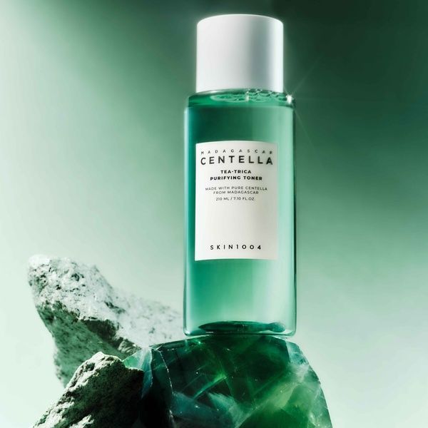 Протизапальний тонер для проблемної шкіри Skin1004 Madagascar Centella Tea-Trica Purifying Toner, 210 мл &mdash; фото