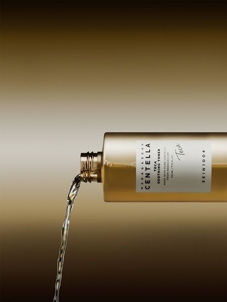Тонік-ексфоліант заспокійливий SKIN1004 Madagascar Centella Teca Soothing Toner 30мл &mdash; фото