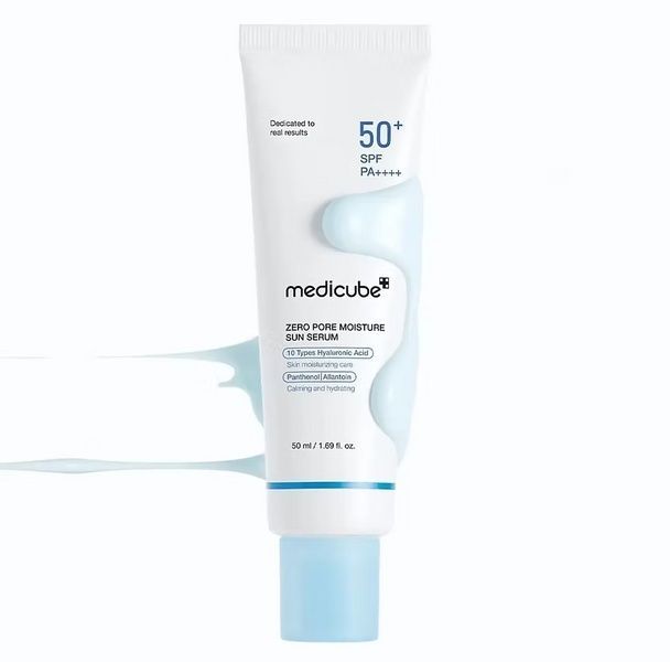 Зволожувальна сонцезахисна сироватка проти закупорення пор Medicube Zero Pore Moisture Sun Serum SPF50+ PA++++, 50 мл &mdash; фото