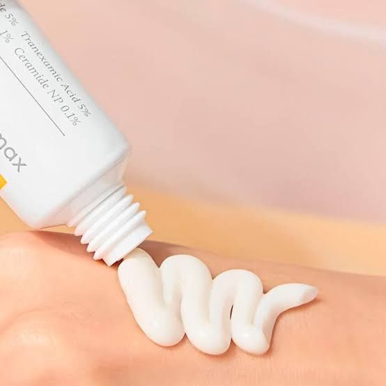Осветляющий крем для лица Celimax Pore+Dark Spot Brightening Cream, 35 мл &mdash; фото